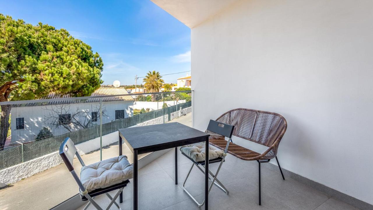 Dream Apartment W/Pool & Balcony By Lovelystay อัลบูเฟรา ภายนอก รูปภาพ